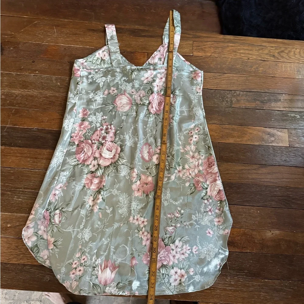 VTG Floral Satin Slip Dress in Sage Green and Blush Pink - Picture 9 of 10